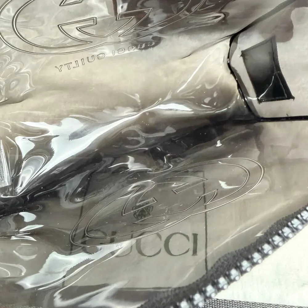 Gucci Guilty clear tinted parfum beauty count makeup crossbody bag with strap - Picture 9 of 16